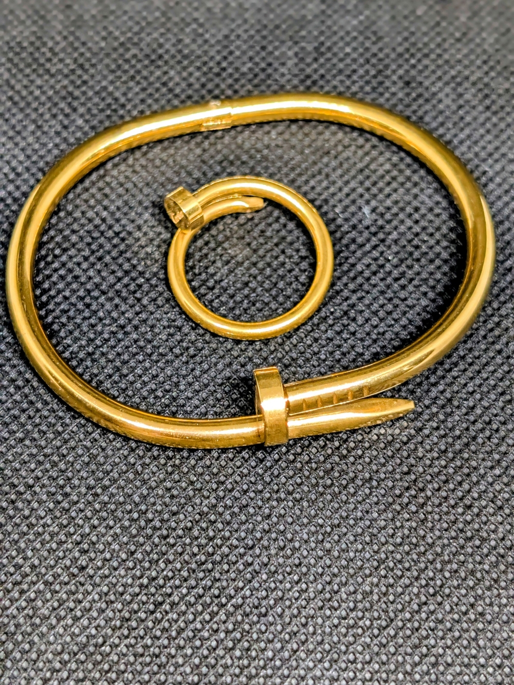 Fashion Jewelry Gold Nail-Inspired Bracelet and Ring Set